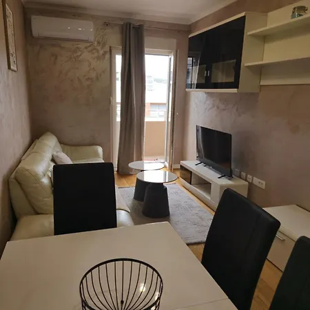 Apartment Point