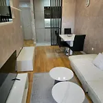 Апартаменти Point *